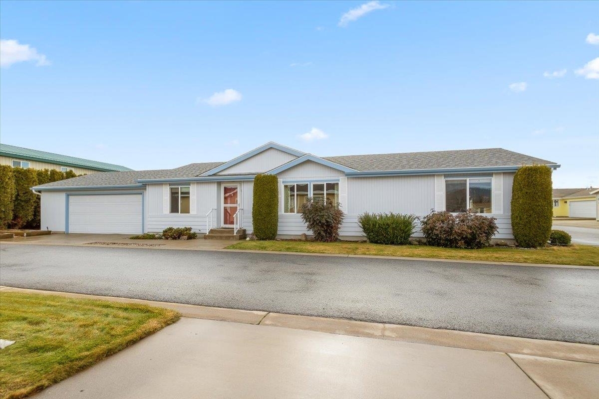 Property Photo: 1716 N Grady Ln #95 WA 99016