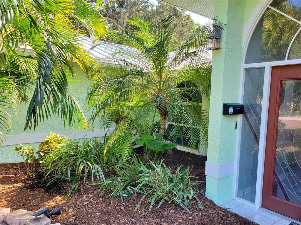 Property Photo:  8010 Stimie Avenue N  FL 33710 