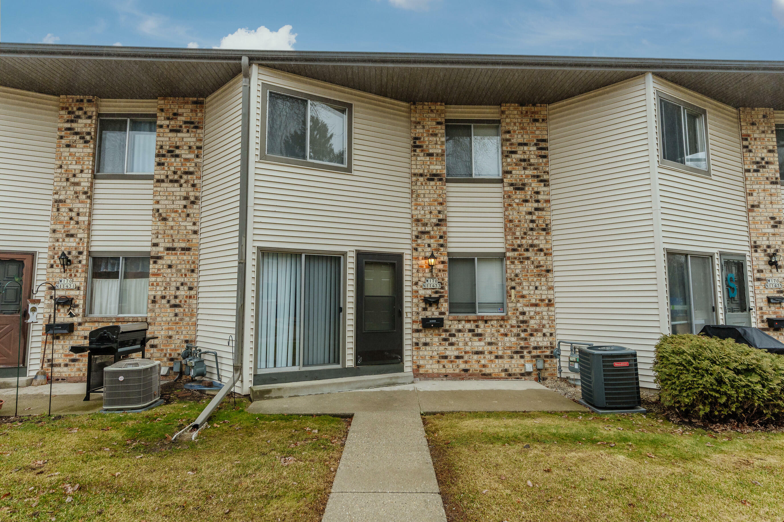Property Photo: W170n11433 Armada Dr WI 53022