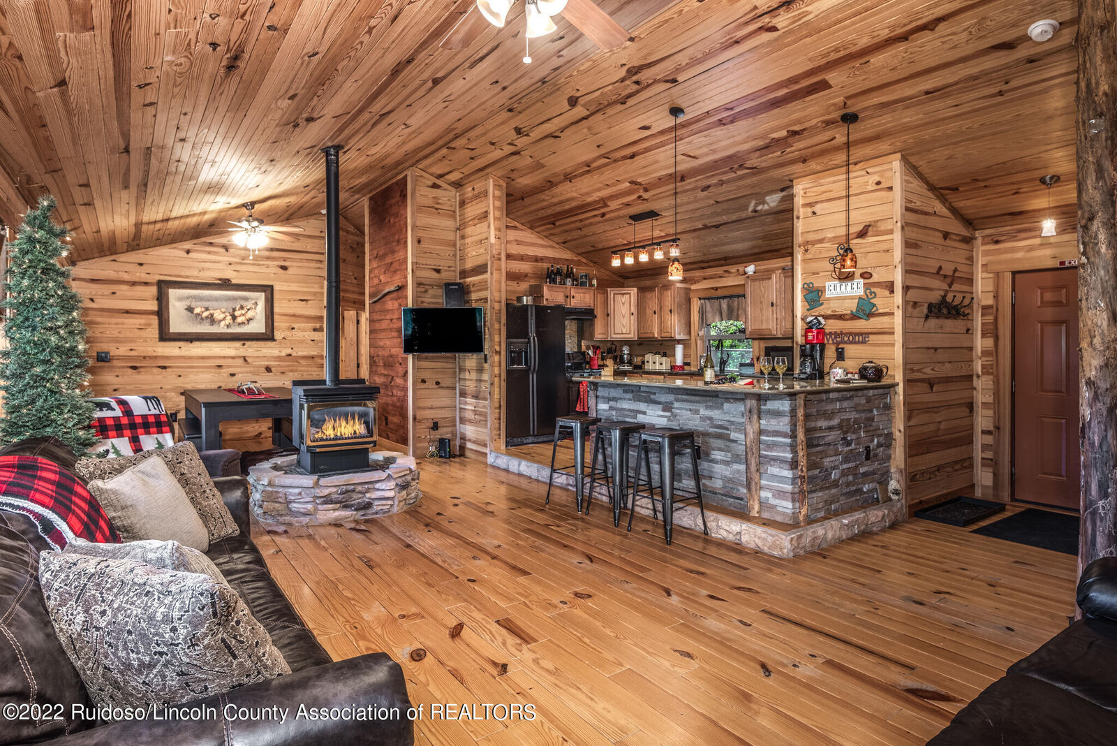 Property Photo:  135 Westbury Drive  NM 88345 