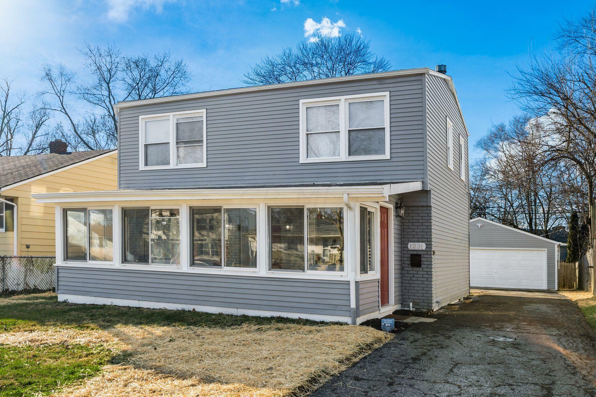 Property Photo: 1231 Dellwood Avenue OH 43227
