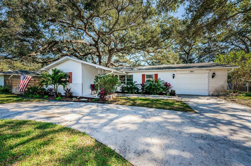 Property Photo:  657 Patricia Avenue  FL 34698 