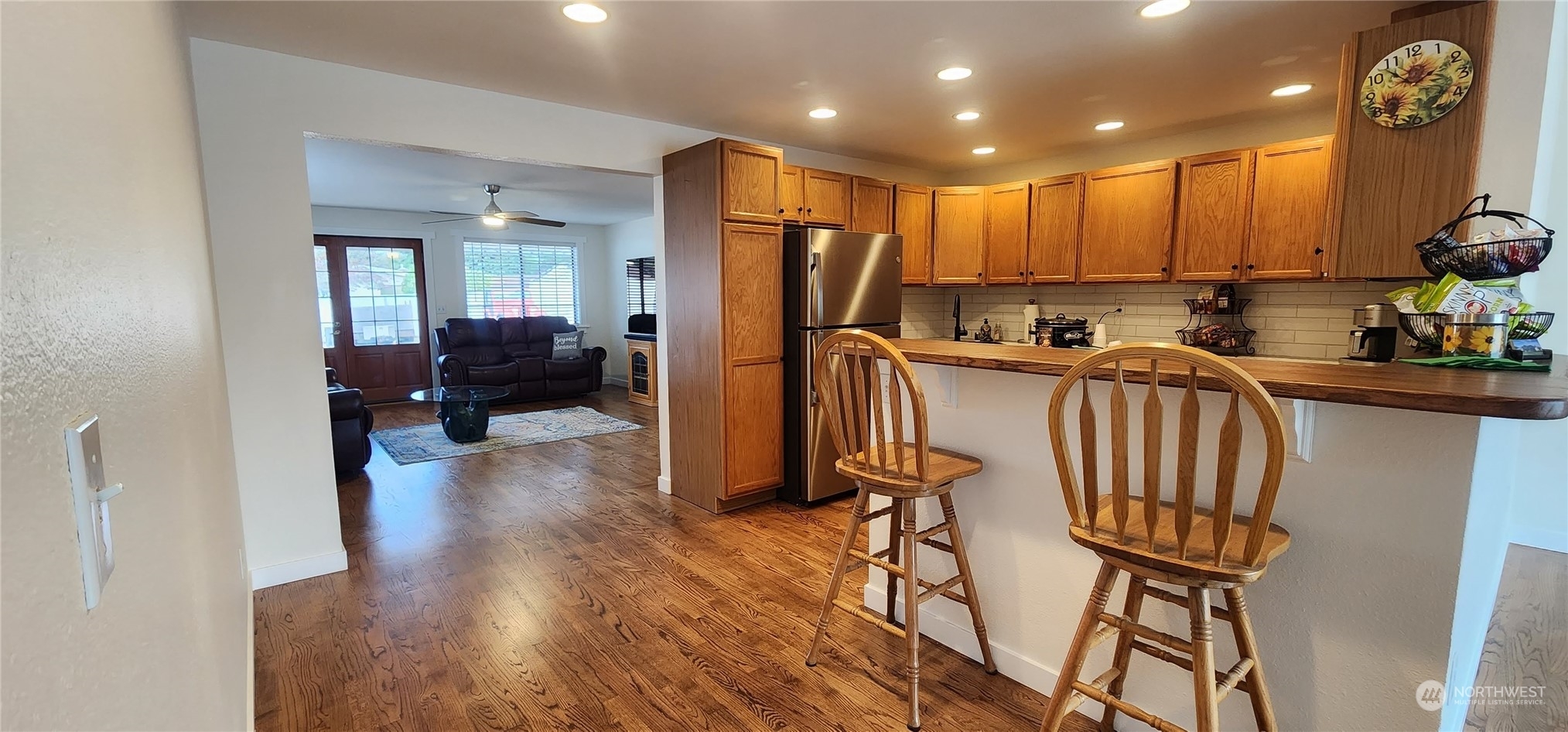 Property Photo:  1082 S 316th Street  WA 98003 