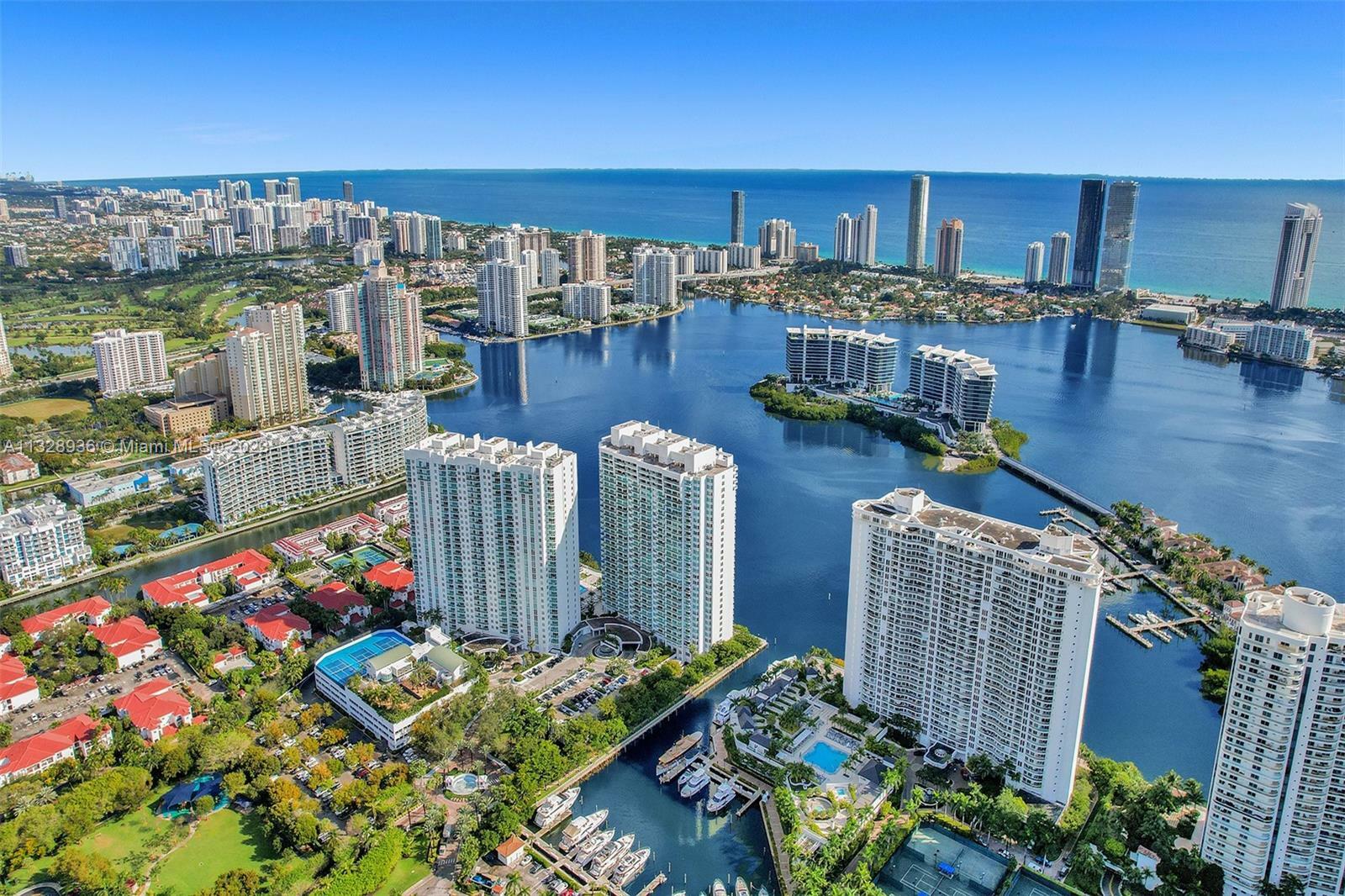 Property Photo: 3201 NE 183rd St 504 FL 33160