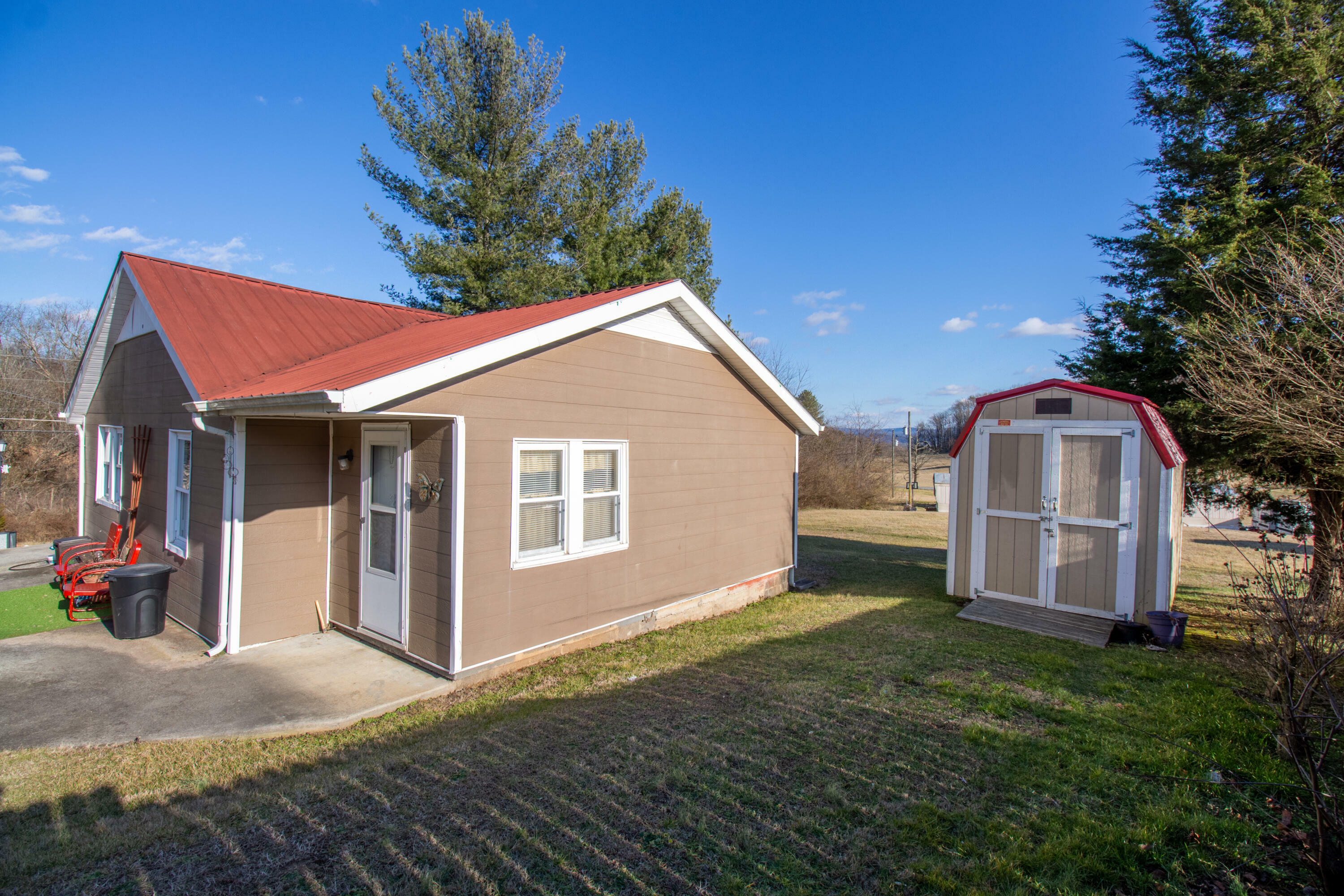 Property Photo:  448 Pinhook Road  TN 37857 