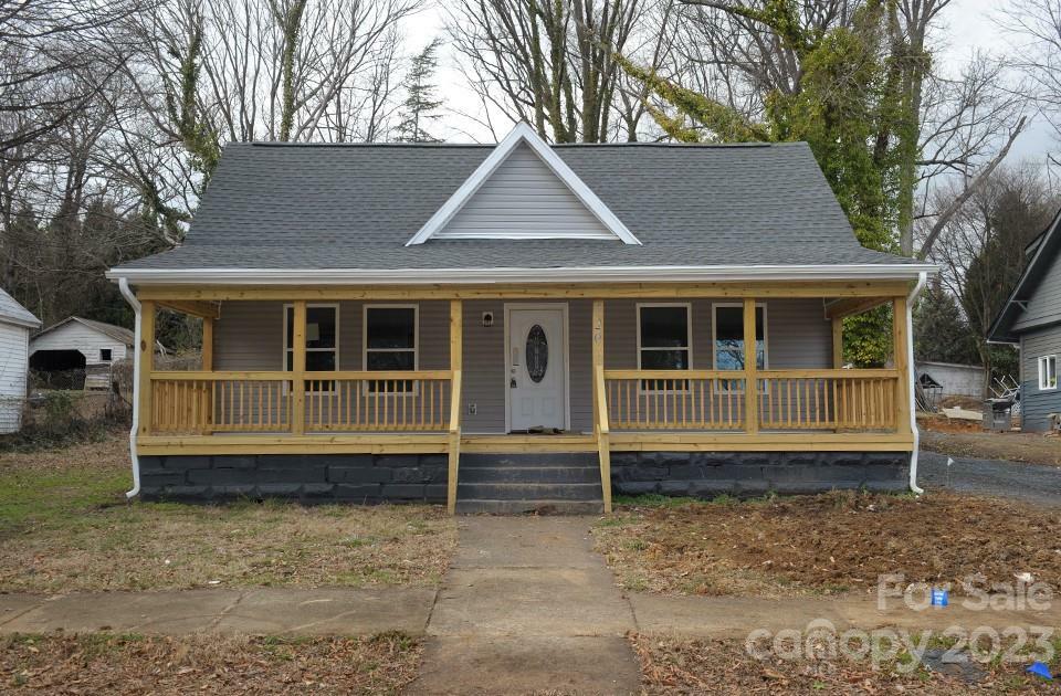 Property Photo:  720 S Jackson Street  NC 28144 