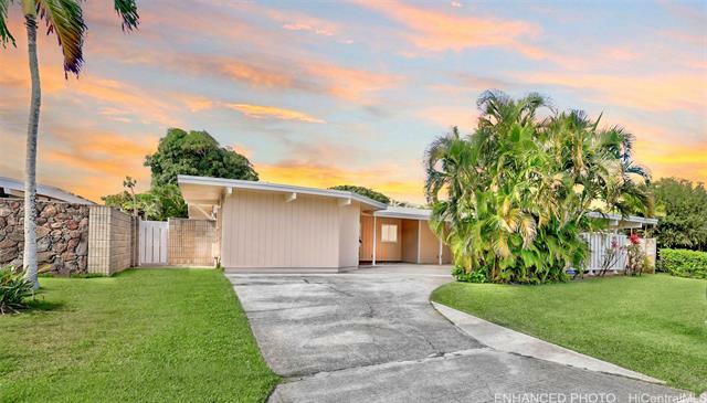 Property Photo:  273 Aikahi Place  HI 96734 