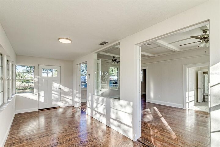 Property Photo:  1926 Fairfax Court NE  FL 33881 
