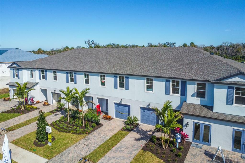 Property Photo:  5531 Tripoli Drive  FL 34221 