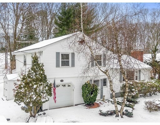 Property Photo:  19 Canterbury Rd  MA 01801 