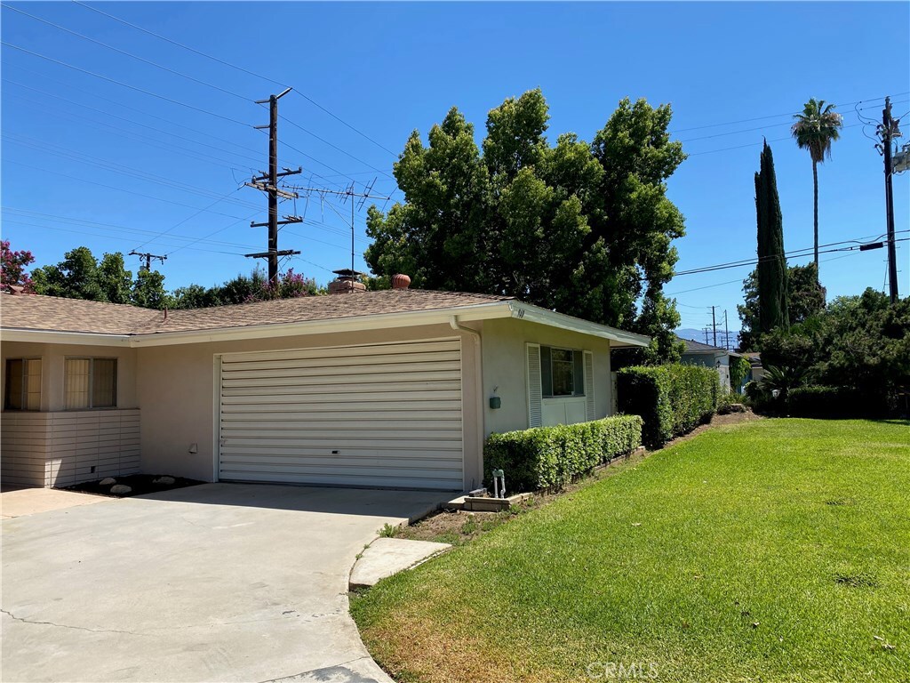 Property Photo: 940 Fulbright Avenue CA 92373