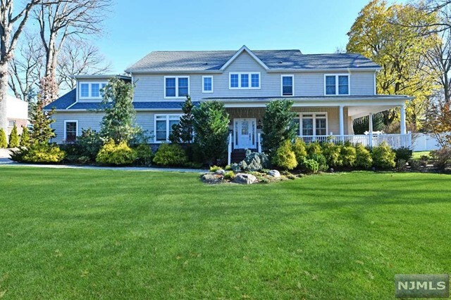 Property Photo:  172 Spring Valley Road  NJ 07656 