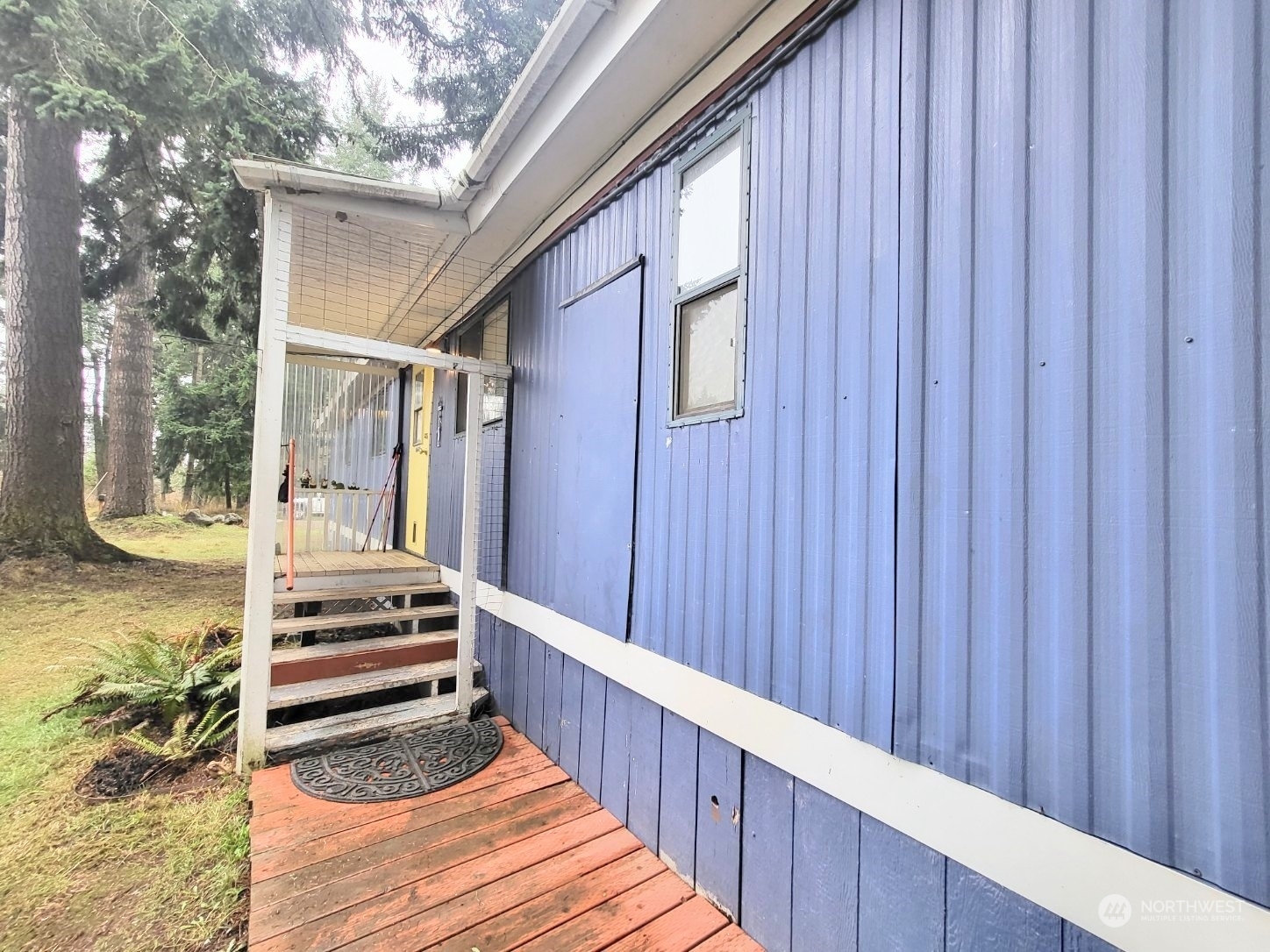 Property Photo:  2025 W 16th Street  WA 98363 