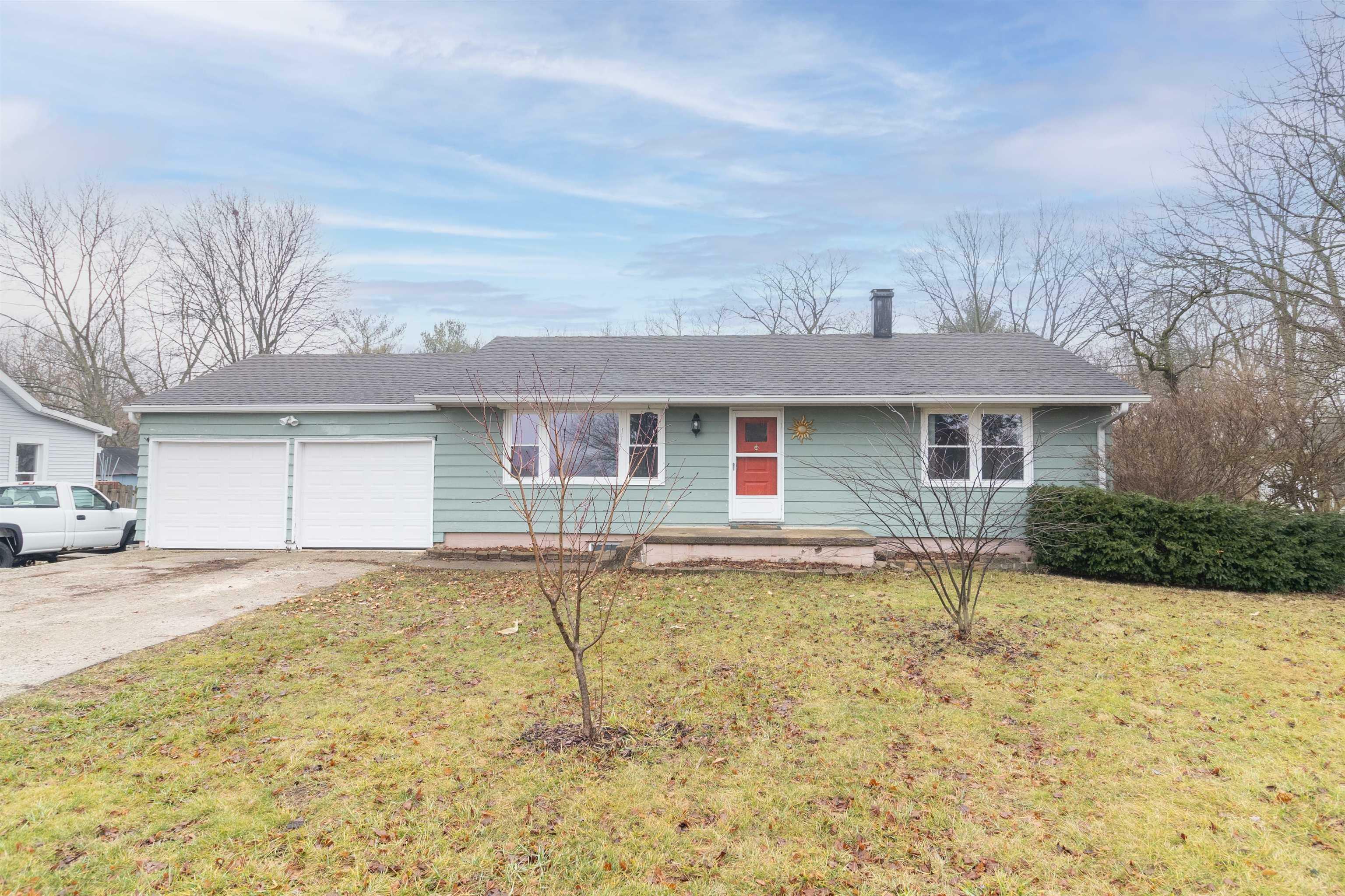 Property Photo:  2306 S Kennard Road  IN 47384-9613 