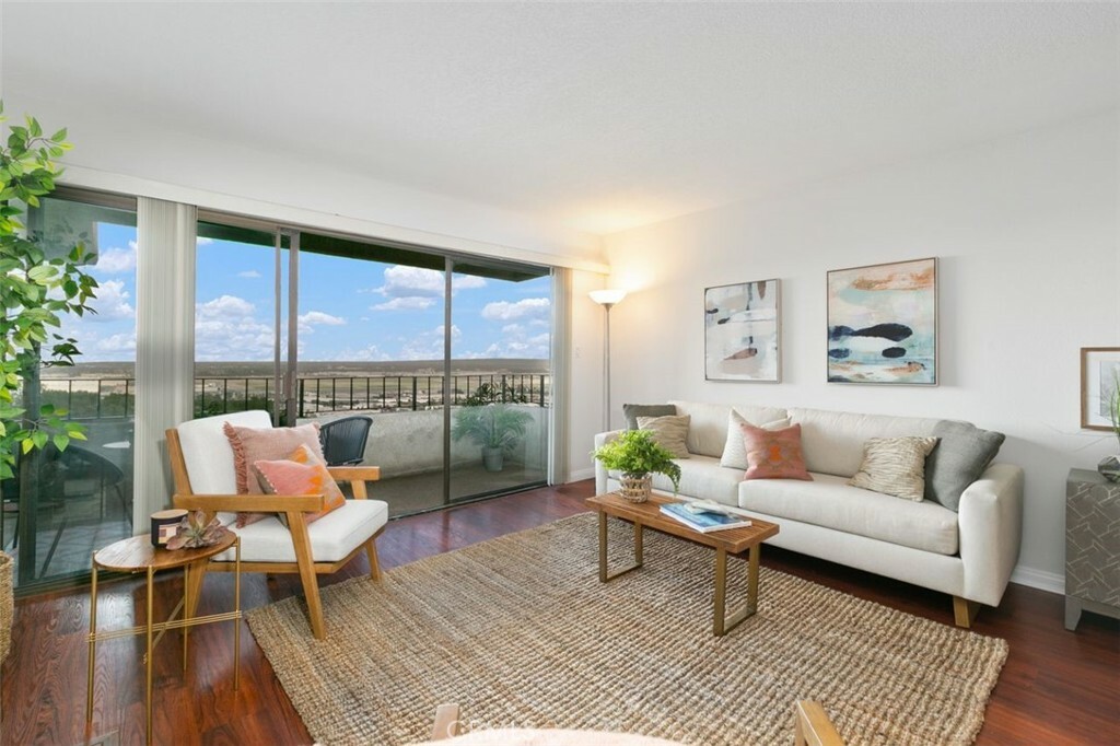 Property Photo: 2600 E Panorama Drive 302 CA 90755