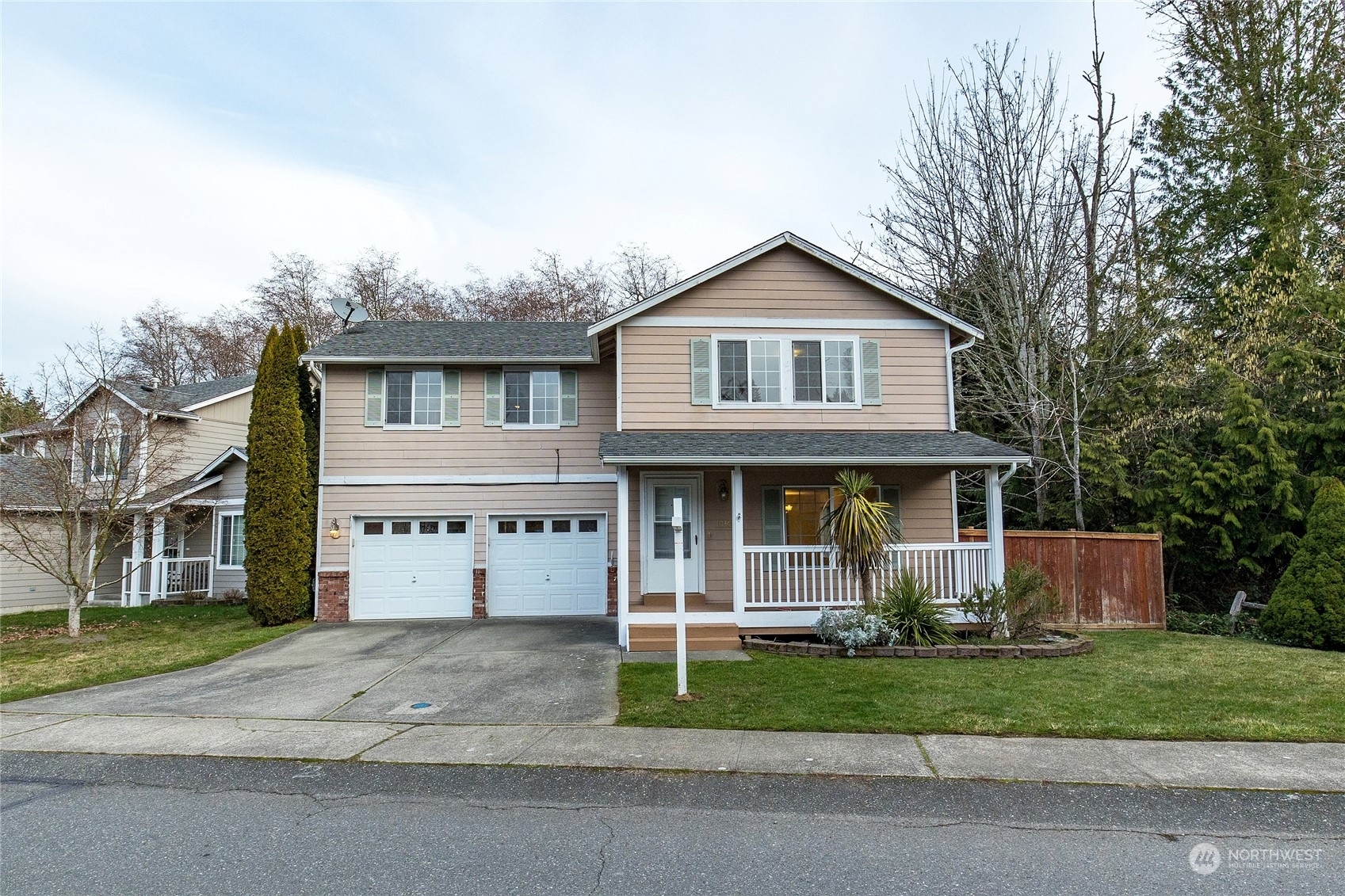 Property Photo: 1036 NE Beaumont Lane WA 98311