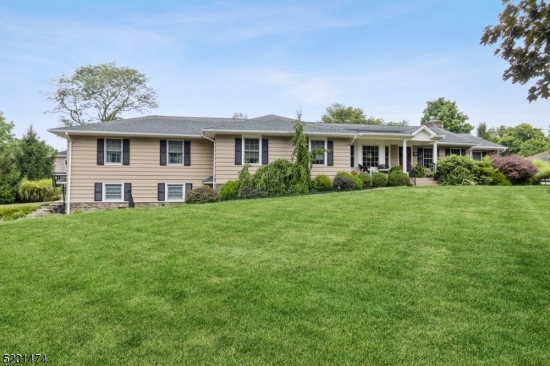 Property Photo: 30 Old Farm House Rd NJ 07946