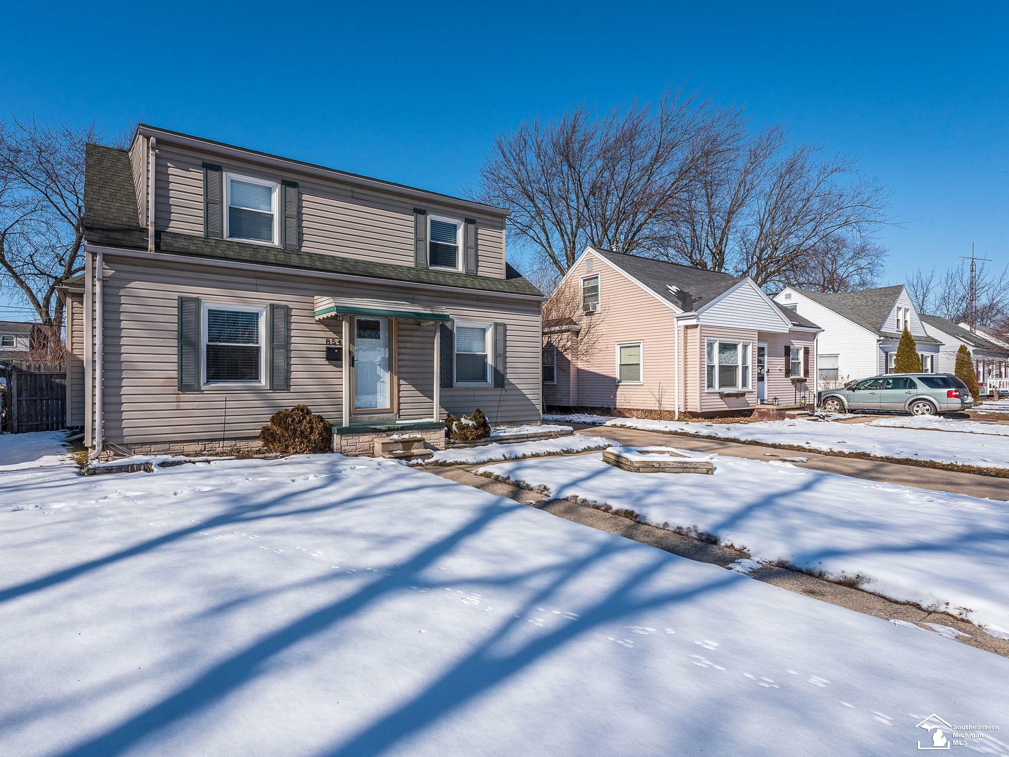 Property Photo:  854 Woodville Ave  MI 48161 