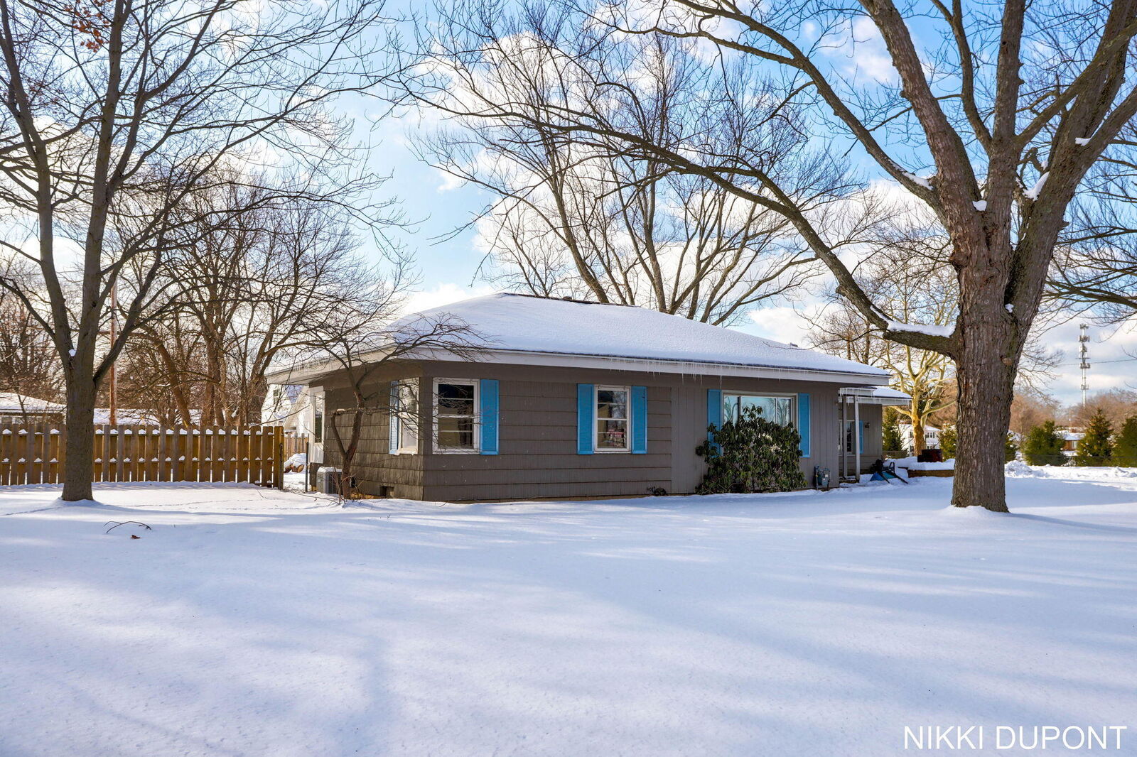 Property Photo:  340 W 27th Street  MI 49423 