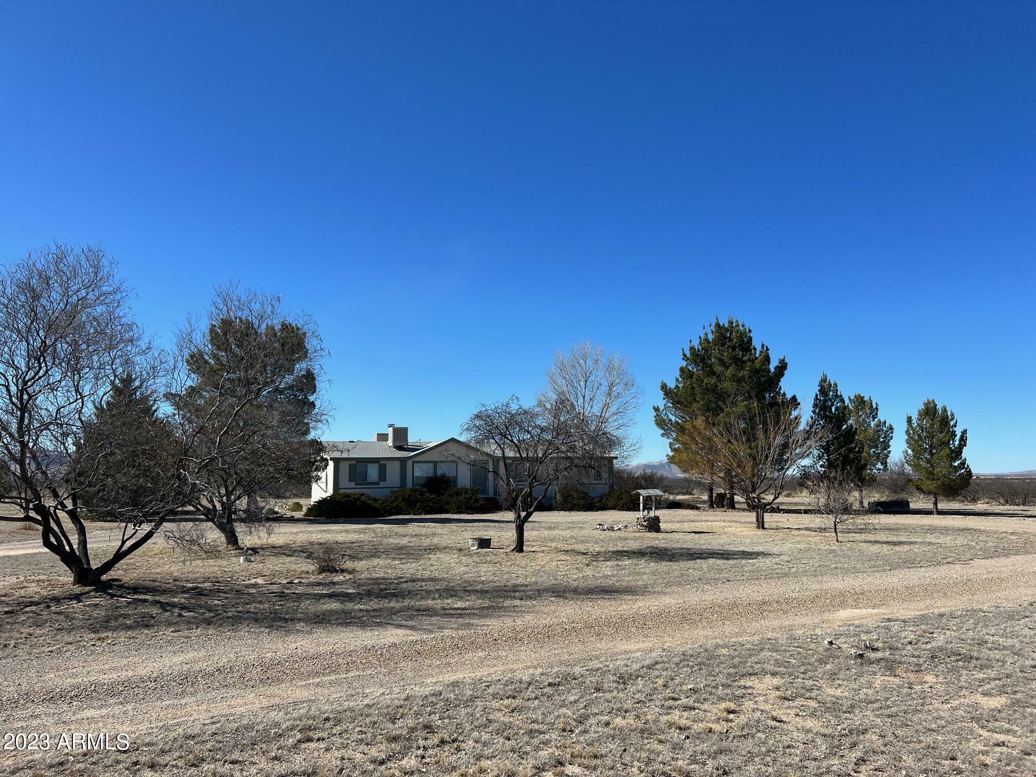 Property Photo:  2271 N Hwy 191 --  AZ 85606 