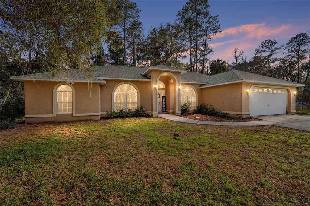 Property Photo:  6073 SE 19th Court  FL 34480 