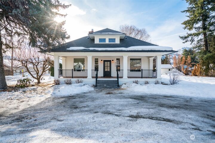 914 Pioneer Avenue  Cashmere WA 98815 photo