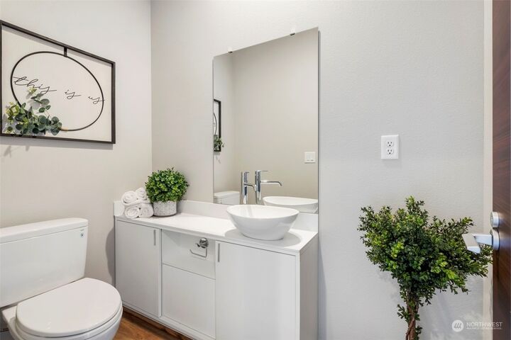 Property Photo:  33431 Holly Avenue SE  WA 98010 