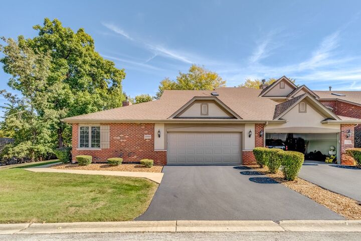 10904 Settlers Pond Court  Frankfort IL 60423 photo