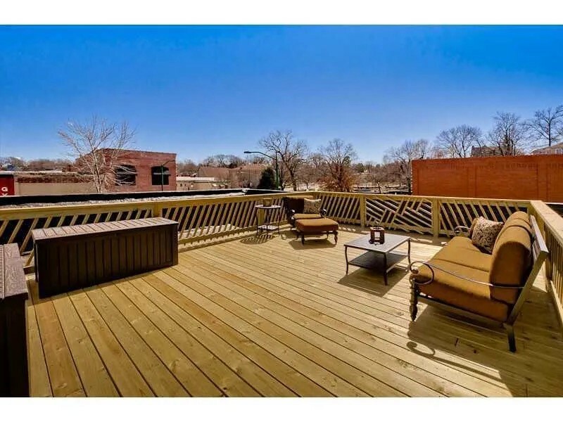 Property Photo: 200 S Broadway Street B AR 72761