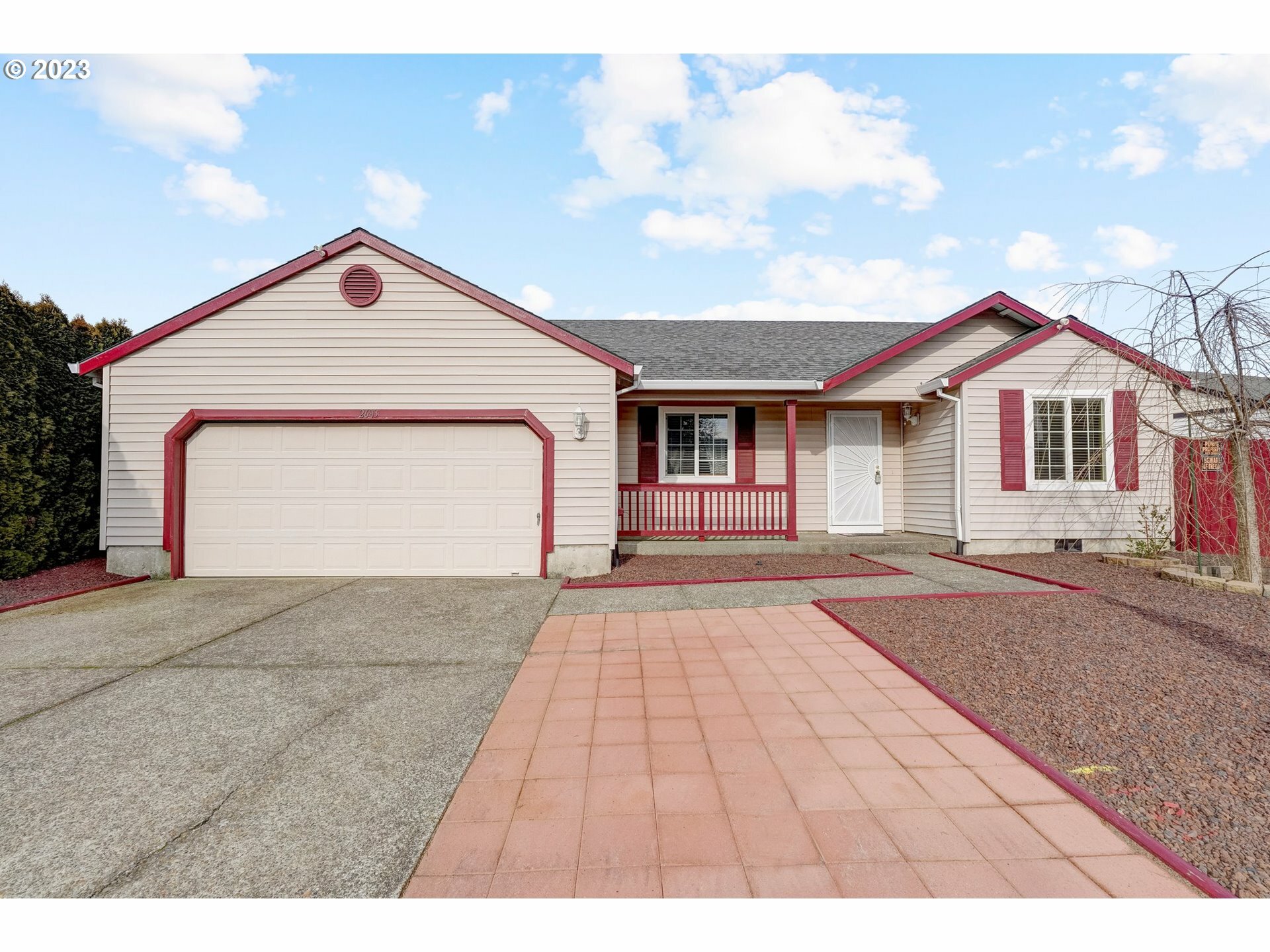 2693 Stanford St  Woodburn OR 97071 photo
