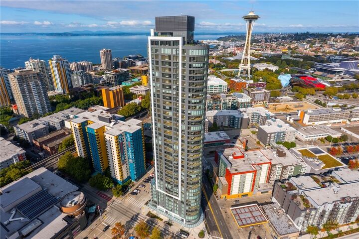 Property Photo: 2510 6th Avenue 1106 WA 98121