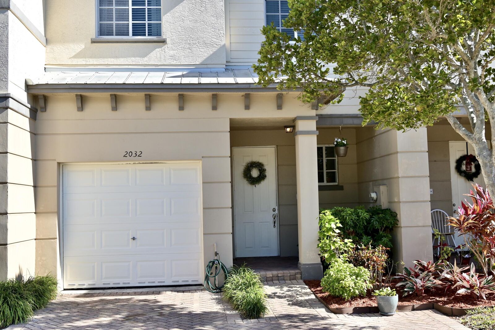 Property Photo:  2032 Marsh Harbor Drive  FL 33404 