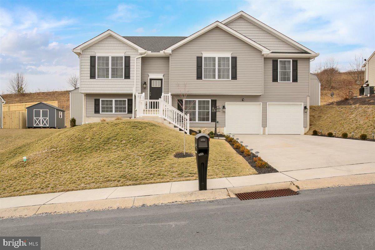 Property Photo:  12 Ridge Vista Drive  PA 17963 