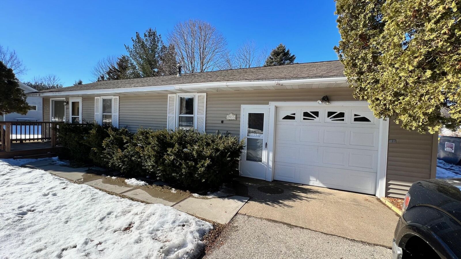 Property Photo:  2933 Youngdale Ave  WI 54603 