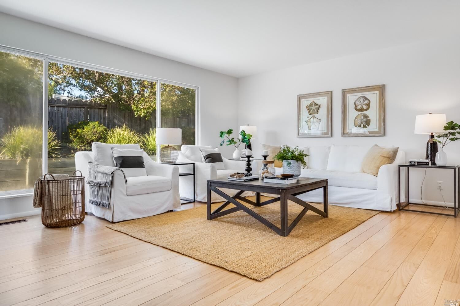 Property Photo: 1083 Las Pavadas Avenue CA 94903