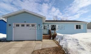 Property Photo:  206 3 Street E  ND 58047 