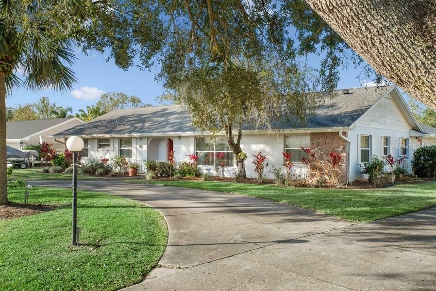 Property Photo: 614 Pinar Drive FL 32825