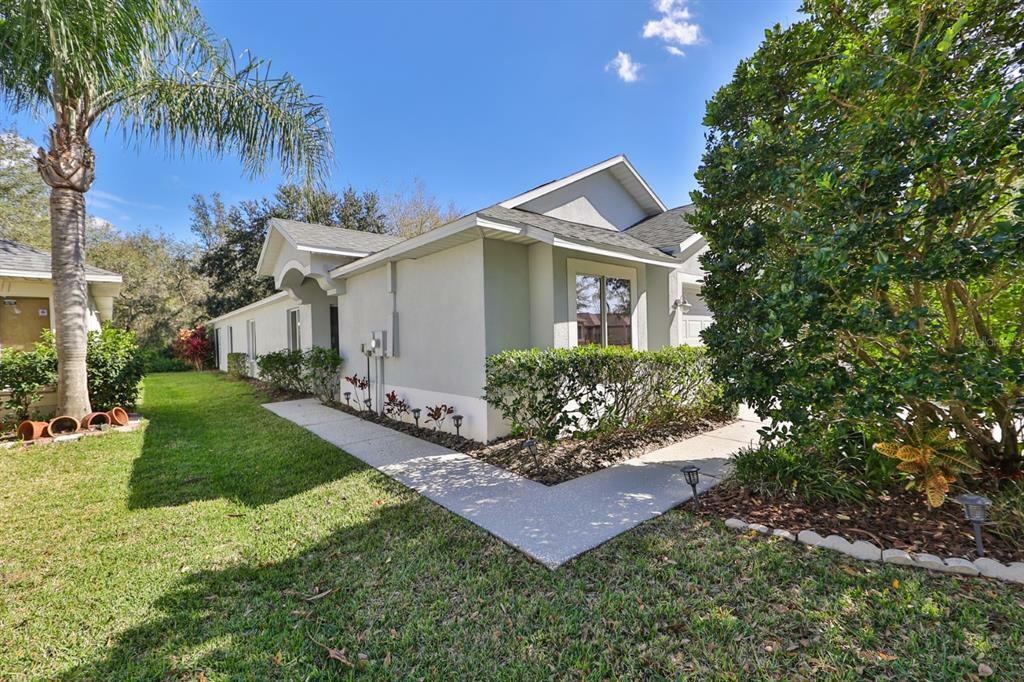 Property Photo:  18113 Portside Street  FL 33647 