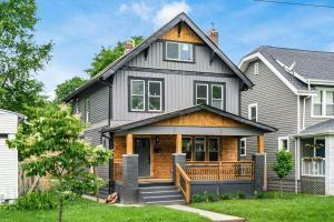 Property Photo: 589 Fairwood Avenue OH 43205