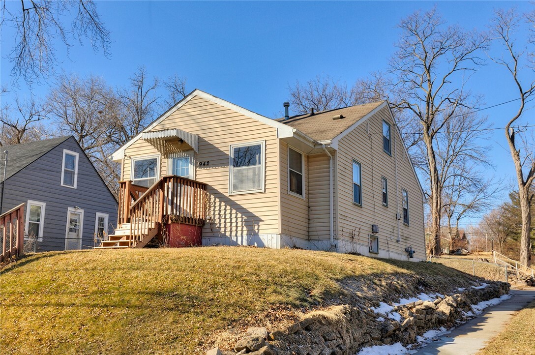 Property Photo:  942 28th Street  IA 50312 