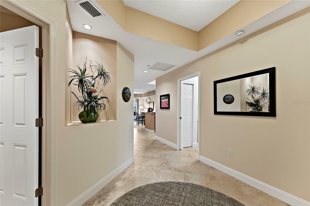 Property Photo: 7804 Lake Vista Court 302 FL 34202