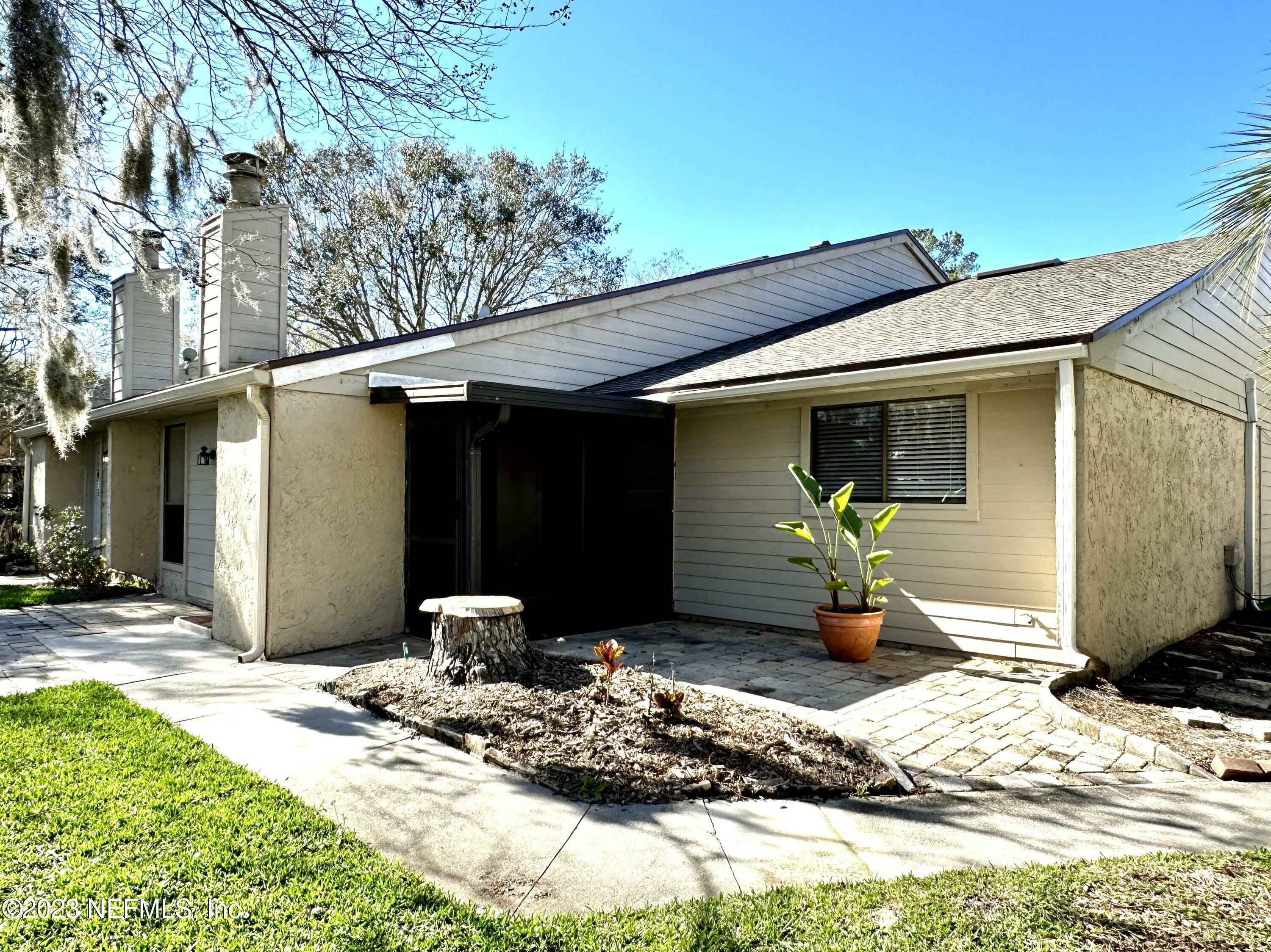 Property Photo:  3801 Crown Point Road 2024  FL 32257 