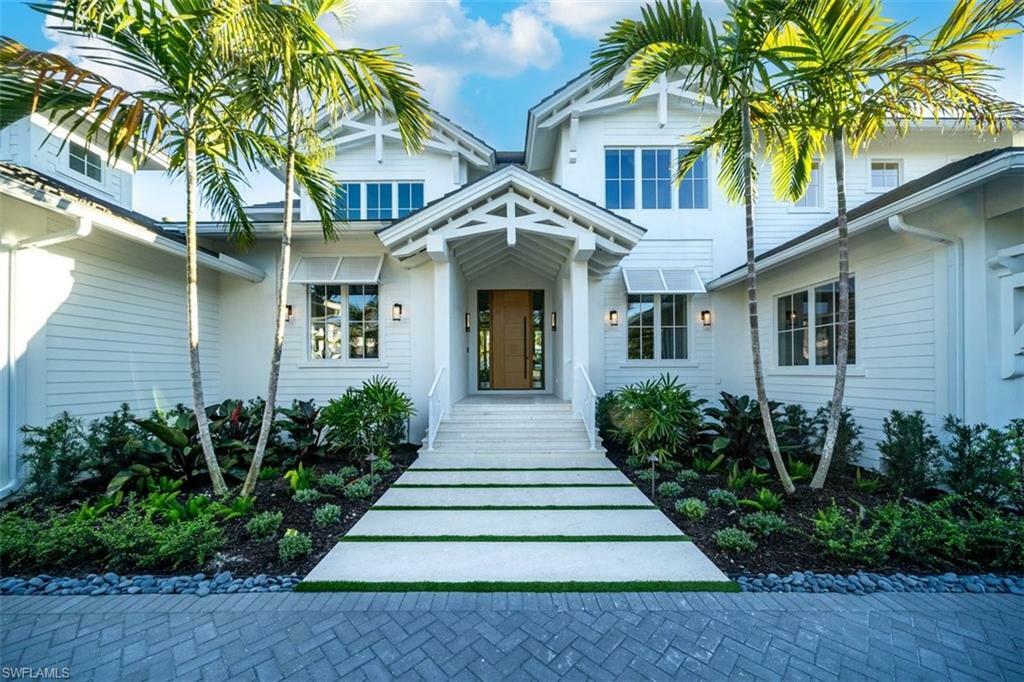Property Photo: 508 16th Ave S FL 34102