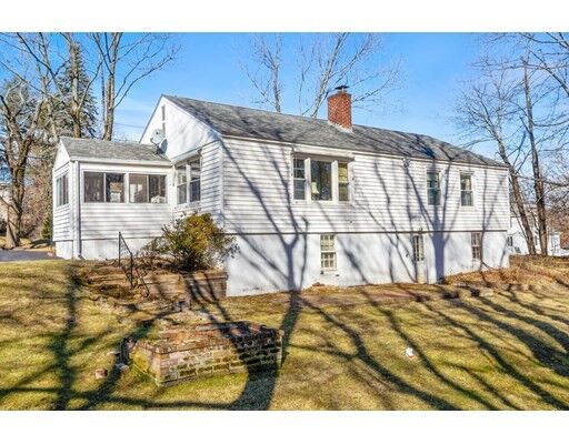 Property Photo: 16 Varney St MA 01605
