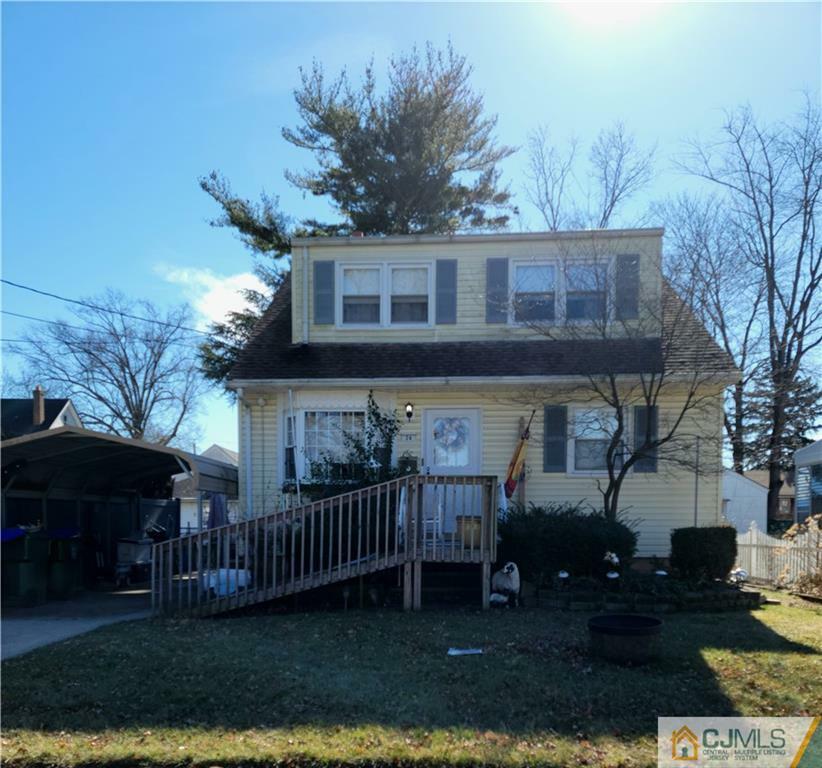 Property Photo:  24 Latonia Street  NJ 08817 