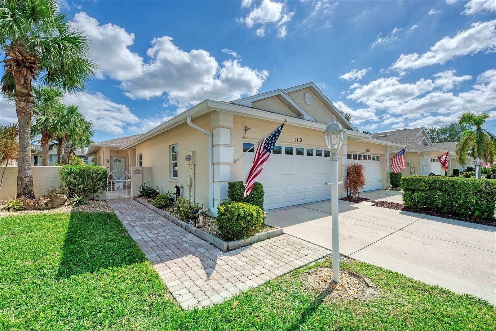 Property Photo:  1710 Fountain View Circle  FL 34292 