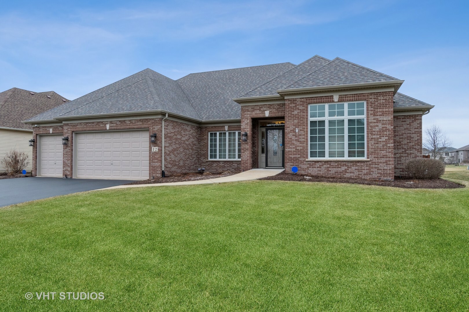 Property Photo: 12 Raes Creek Court IL 60490