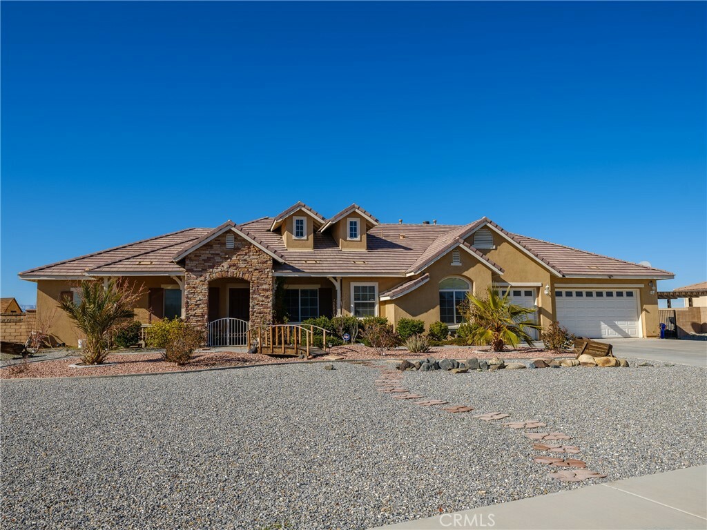 Property Photo:  12302 Braeburn Road  CA 92308 