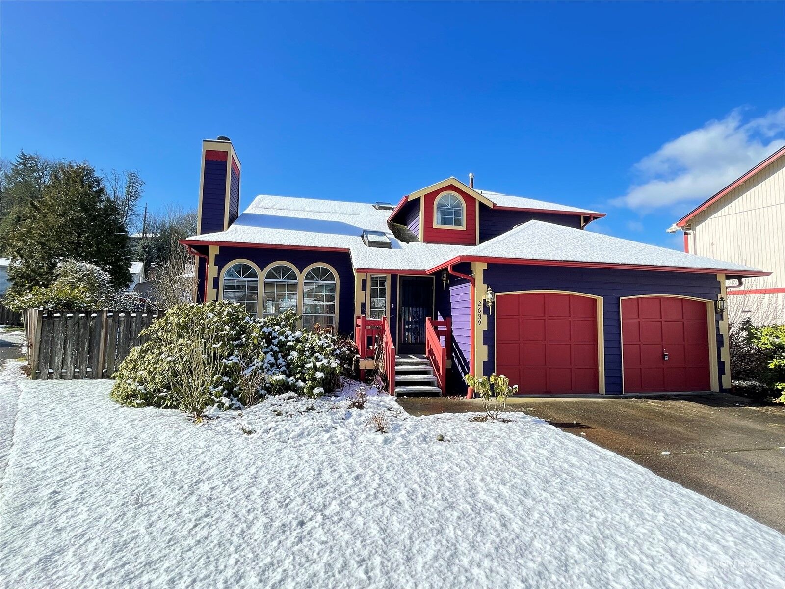 Property Photo: 2639 S 276th Street WA 98003