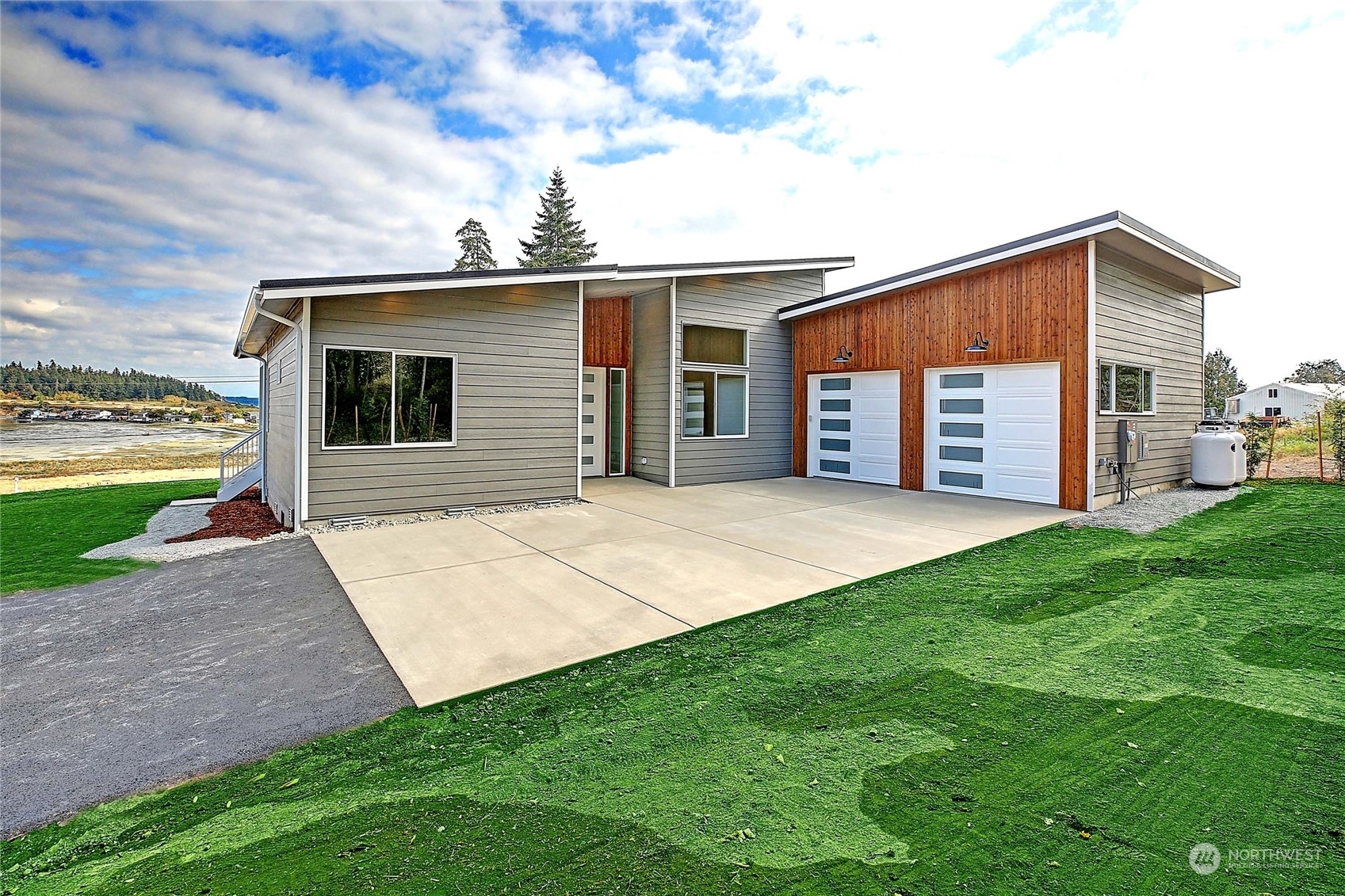 Property Photo:  454 Lehman Drive  WA 98282 